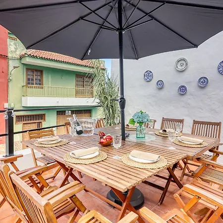 Spacious House With Bbq And Ocean Teide View, Near Center Apartman