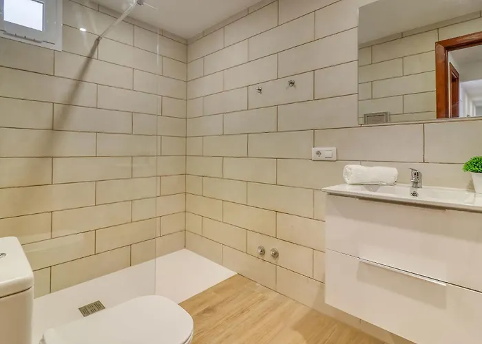 Spacious House With Bbq And Ocean Teide View, Near Center Puerto de la Cruz (Tenerife)